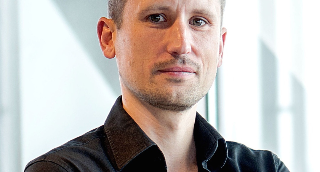 Yvonne Lukas und Lucas Petermeier steigen zu Geschäftsführern von OMG